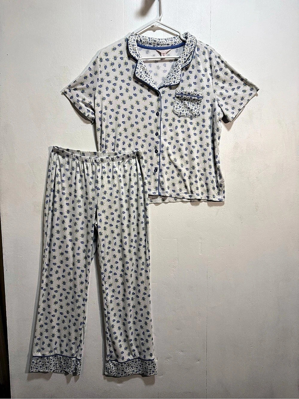 Como Seer Floral Pajama Sleep Set in White & Purple Women’s Sz M